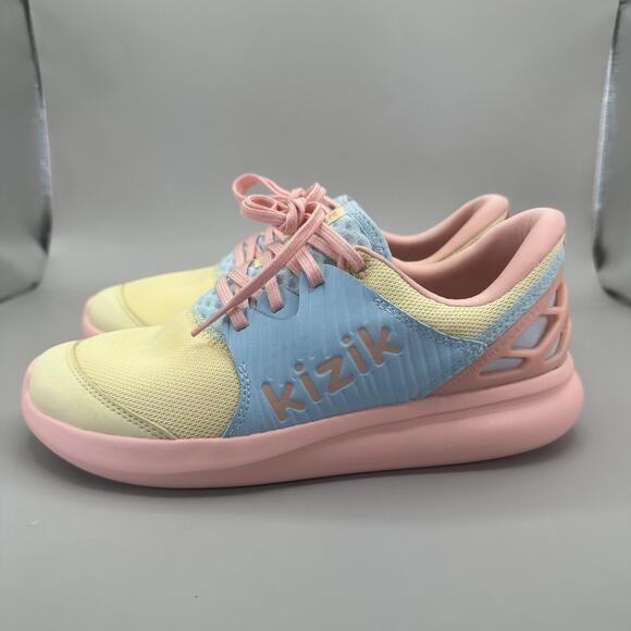 Kizik Anaheim Shoes Youth Size 5Y Birthday Cake Hands Free Slip On Sneaker - Picture 2 of 11